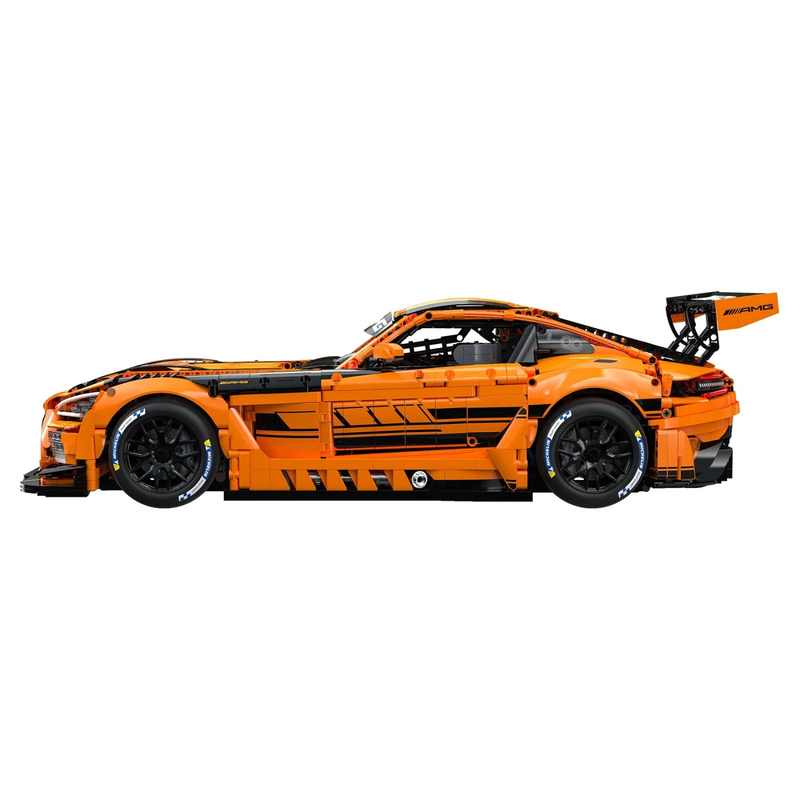 SEE11556 CaDA Mercedes AMG GT3 1_8 01