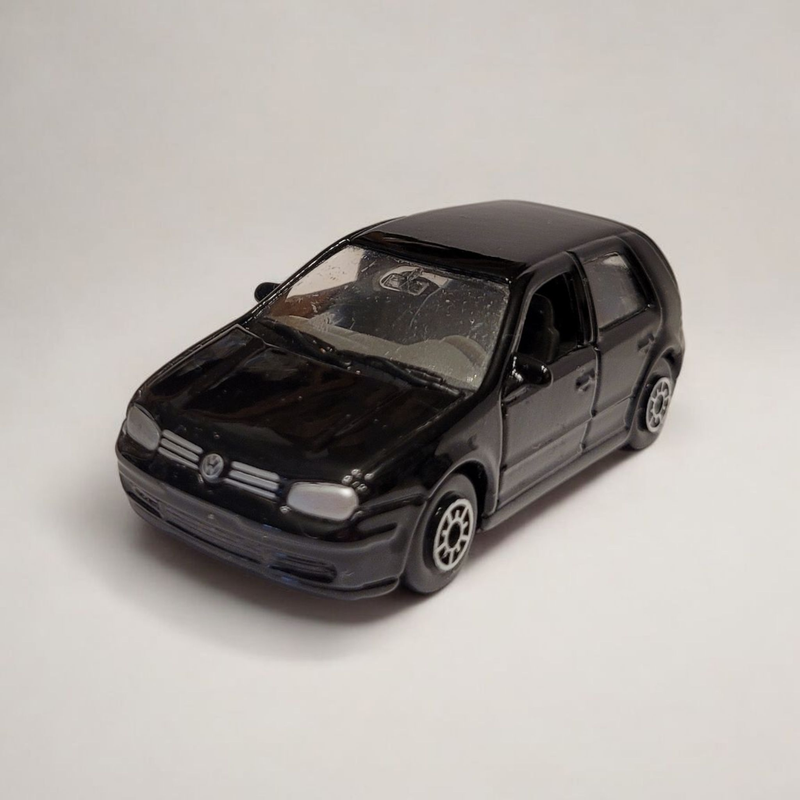 Welly VW Golf IV No 2046 GTI schwarz Druckguss Diecast Modellauto