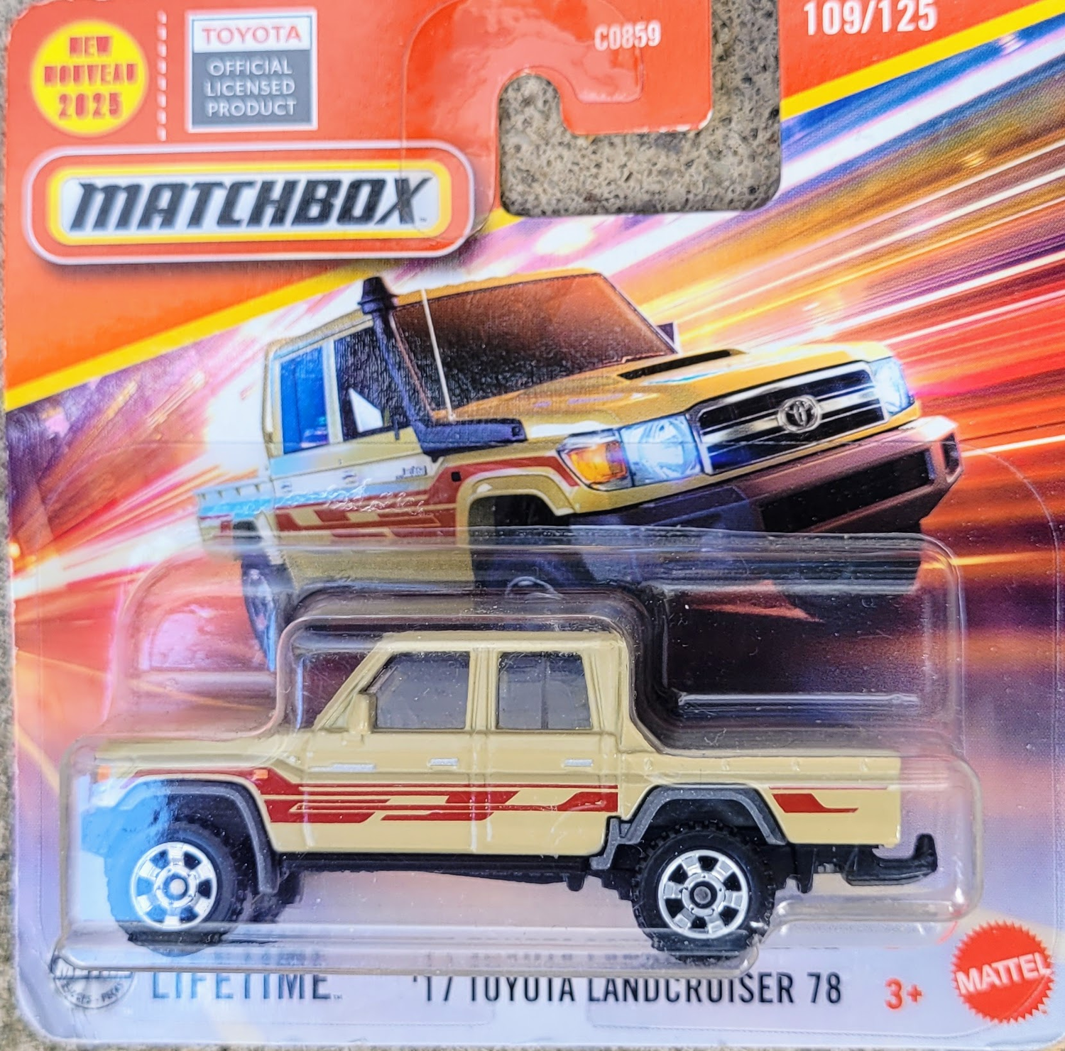 SEE11834 Matchbox 17 Toyota Landcruiser 78 1