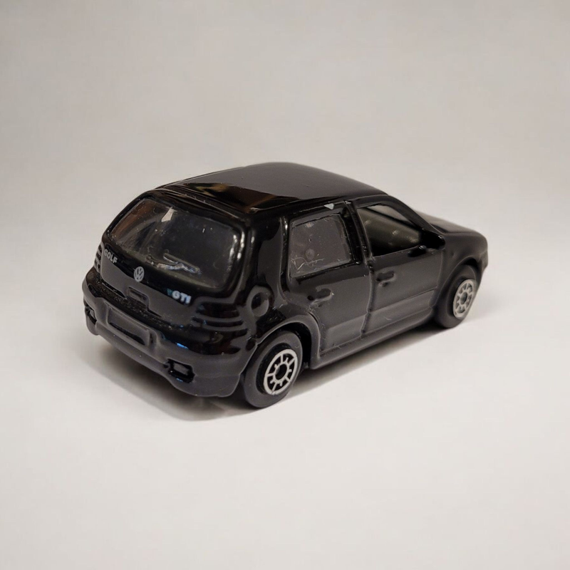 Welly VW Golf IV No 2046 GTI schwarz Druckguss Diecast Modellauto