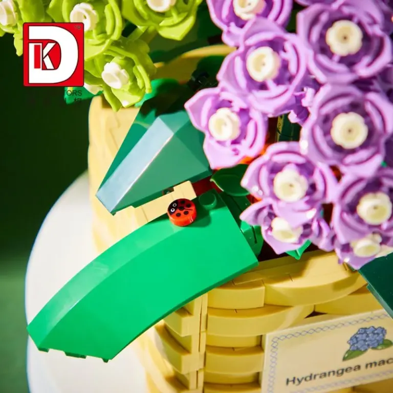 SEE11710 Blumenstrauss mit Flechtkorb DK-3029 1