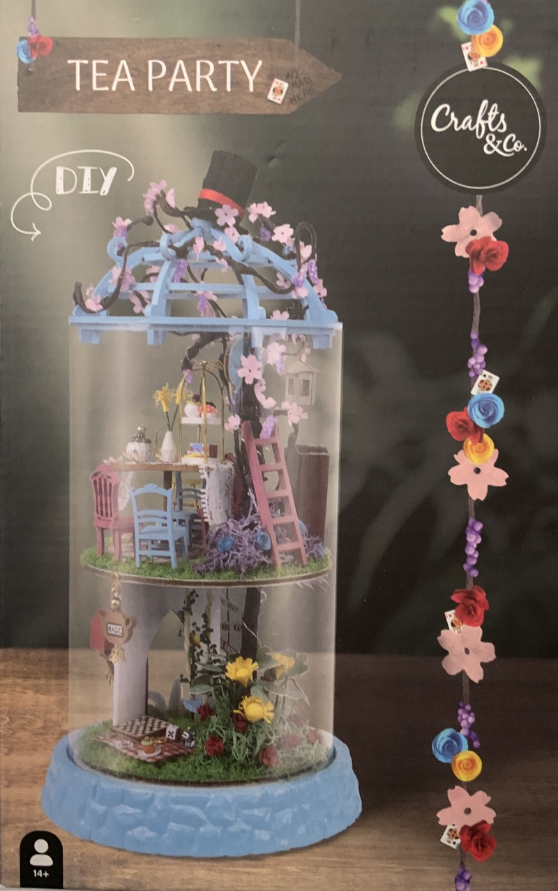 Diorama Tee Party Kuppel Turm Diorama Tee Party Kuppel Turm