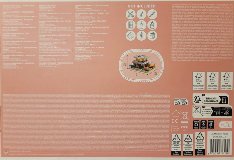 SEE11636 Diorama Xl Sakura House 1